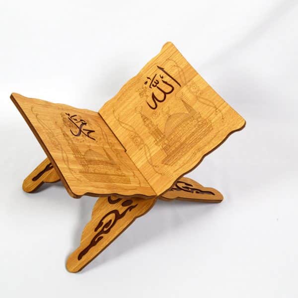 Koranhalter mit Arabische Kalligrafie