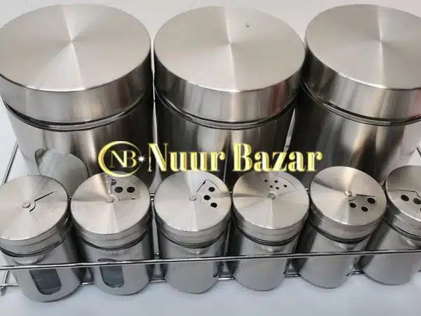Spice jars and spice shakers