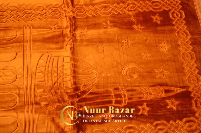 Luxurioeser-Gebet-Teppich-sajjada-janamaz-SAJEED-11.jpg