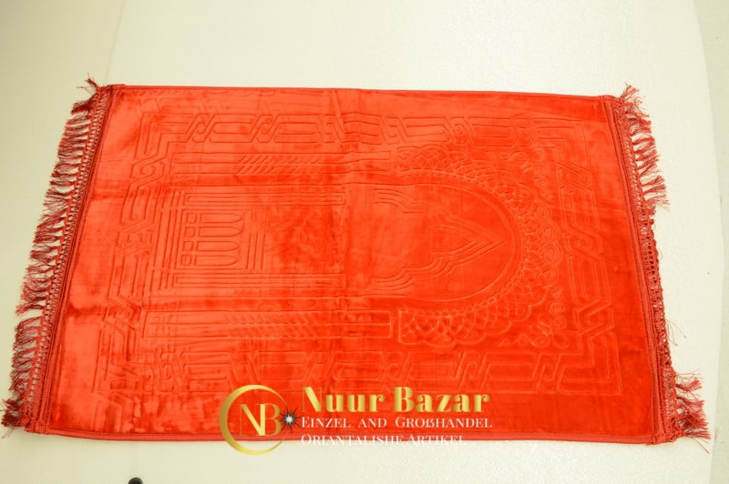 Luxurioeser-Gebet-Teppich-sajjada-janamaz-SAJEED-7.jpg