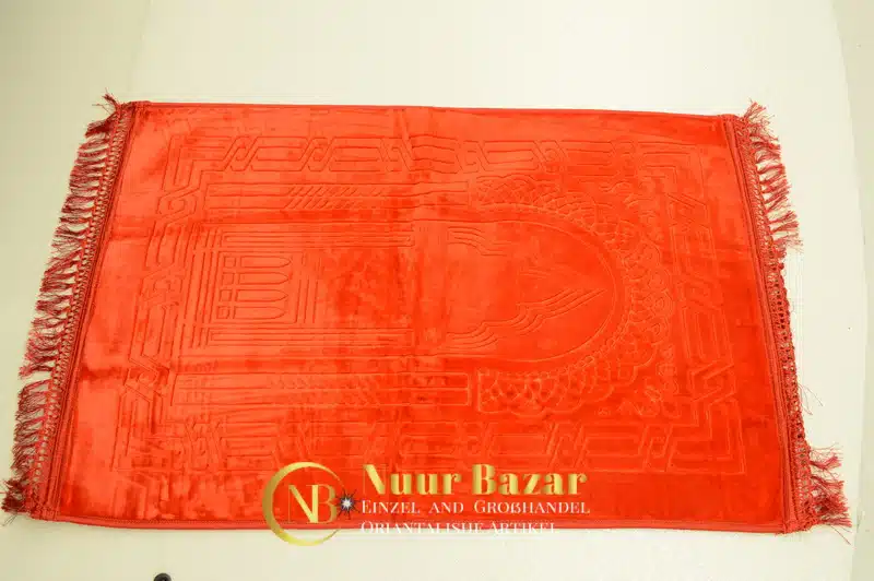 Luxurioeser-Gebet-Teppich-sajjada-janamaz-SAJEED-7.jpg