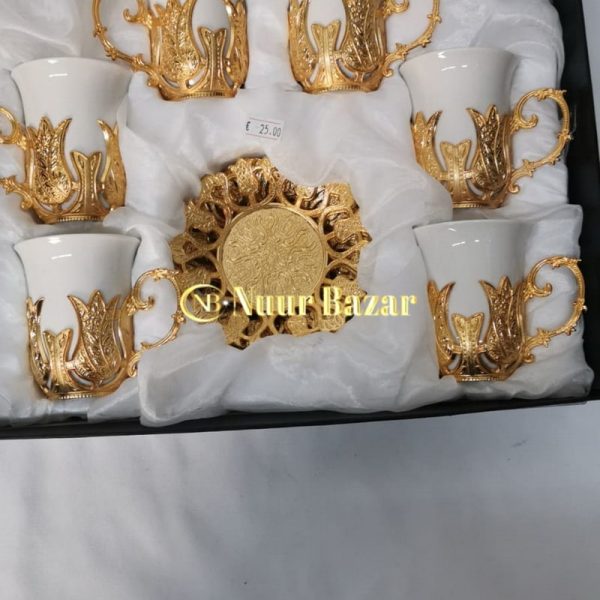 6 golden traditional coffee service